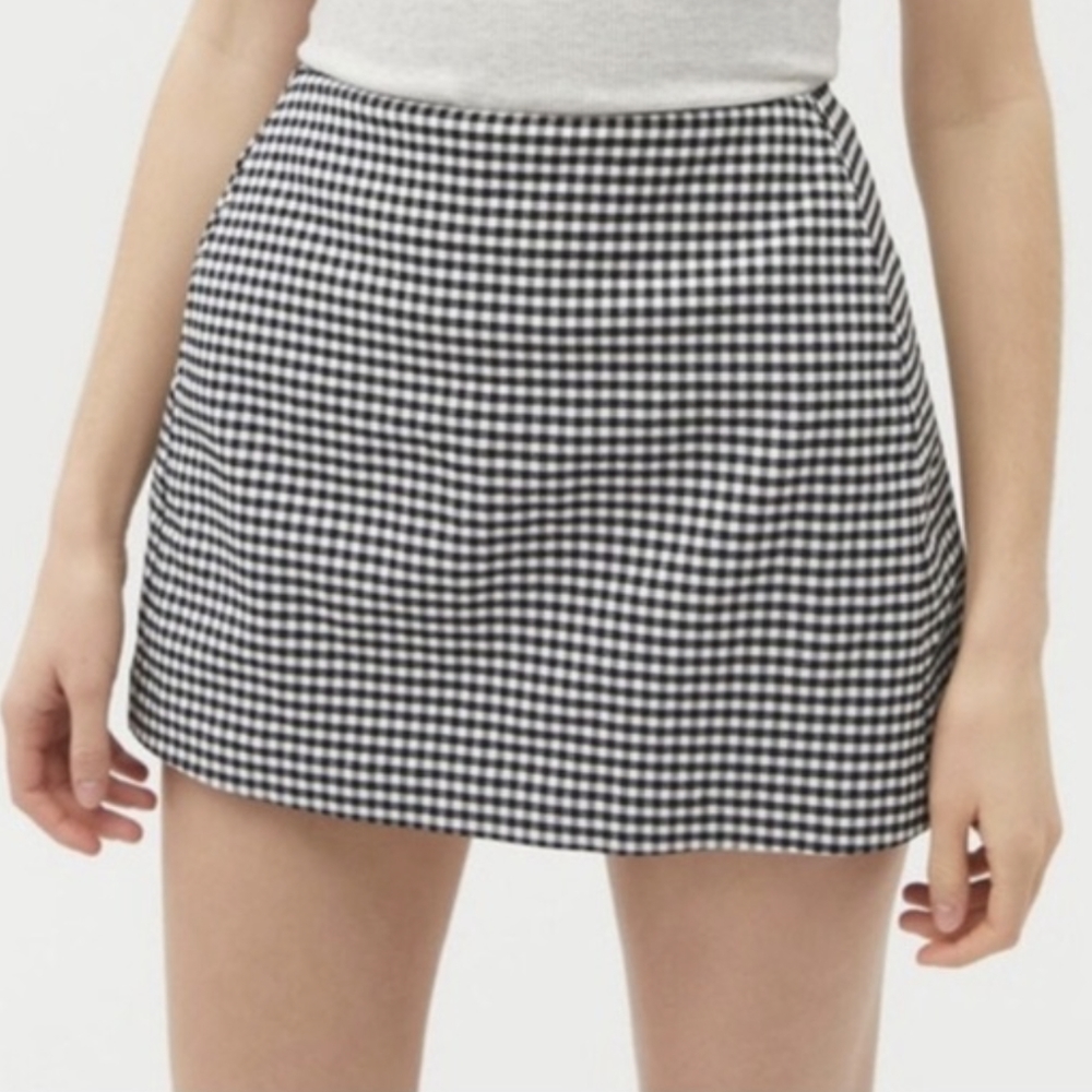 Urban Outfitters Mini Gingham skirt
